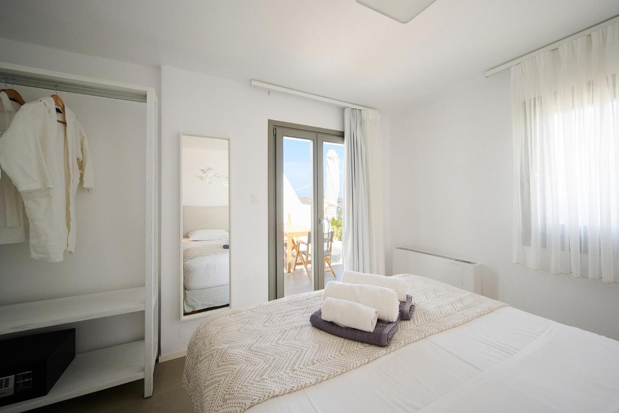 Kymo Luxury Suites Paros Kolympithres Dış mekan fotoğraf